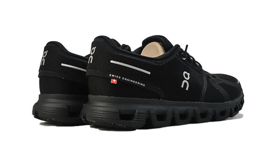 On Cloud 6 'All Black'