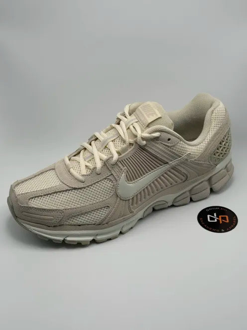 Vomero 5 'Light Orewood Brown'