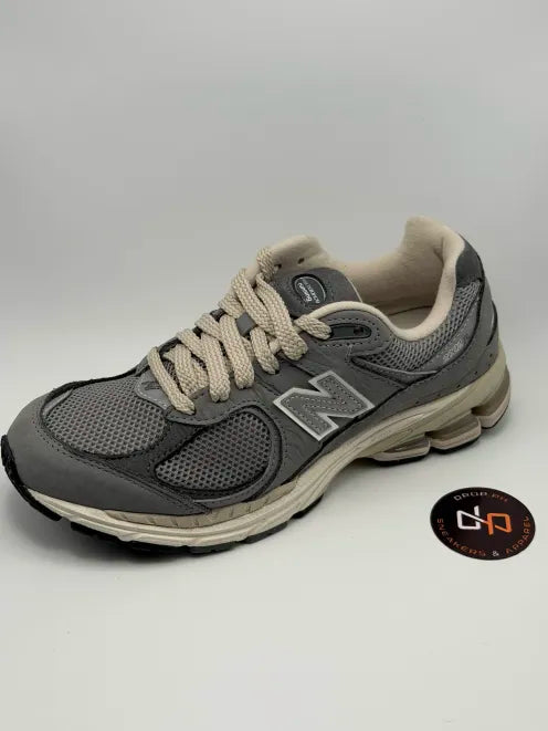 New Balance 2002R M2002RNM
