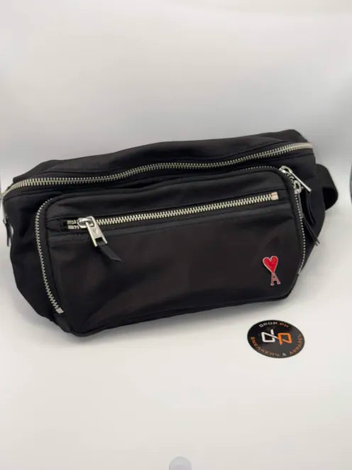 Ami Heart Logo Waist Bag 'Black'