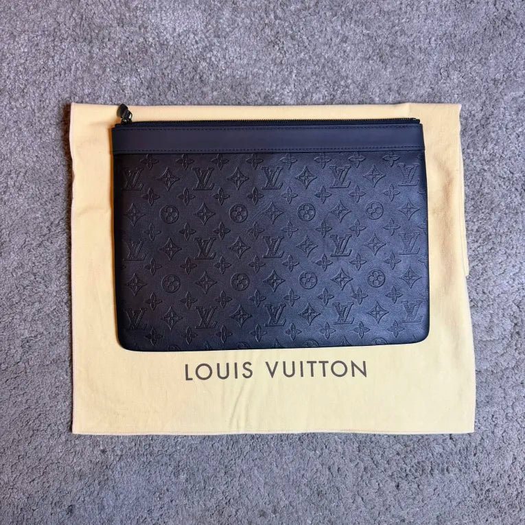 Louis Vuitton Pochette Discovery M62903