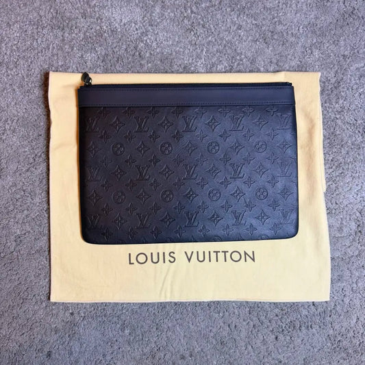 Louis Vuitton Pochette Discovery M62903