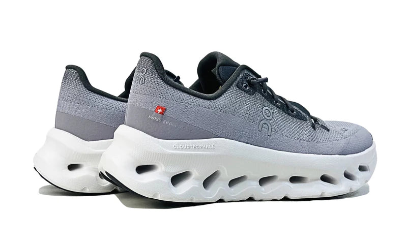 On Cloudtilt 'Eclipse Lilac'