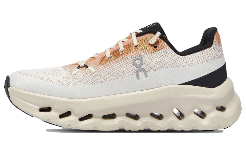 ON Cloudtilt 'Ivory Almond'