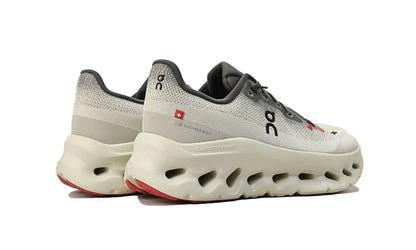 On Cloudtilt 'Rock Sand' (W)